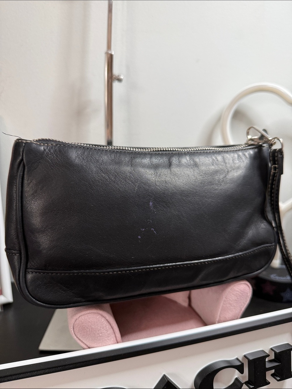 Coach Vintage Black Leather Hamptons Demi Pouch - Picture 2 of 10